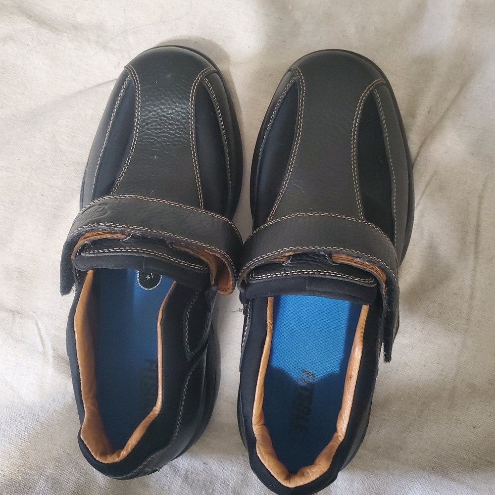 Like New Dr Comfort Men's Black Slip-on Leather Shoes